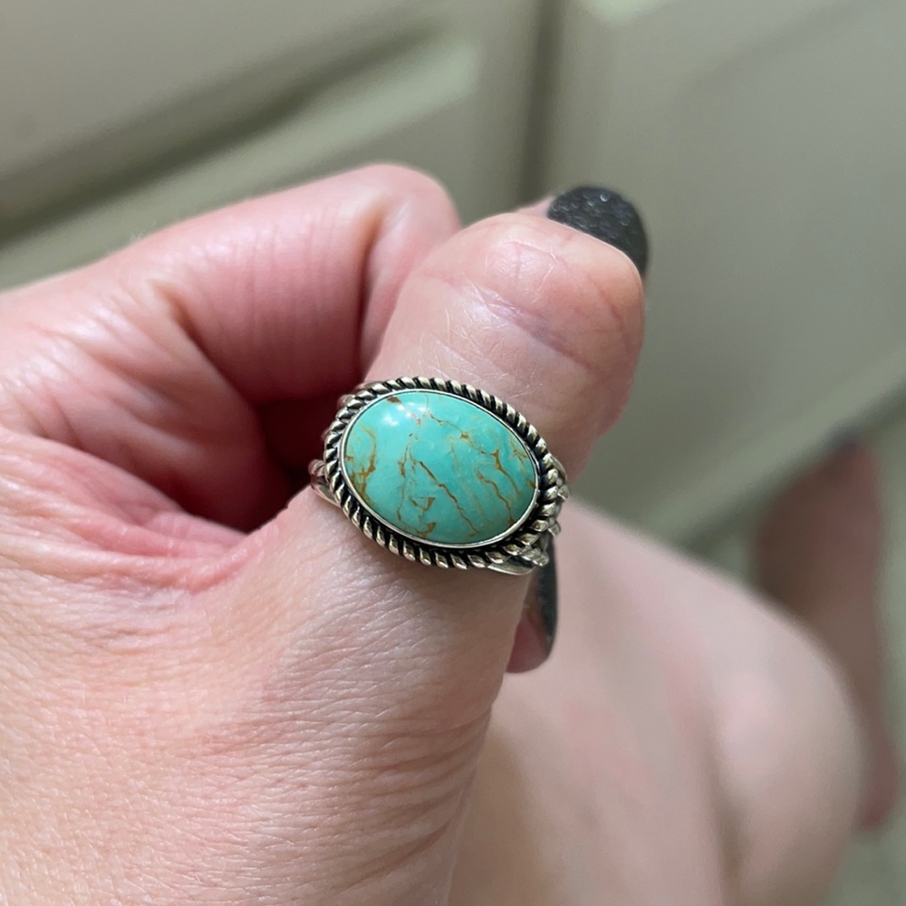 Sterling silver vintage turquoise ring